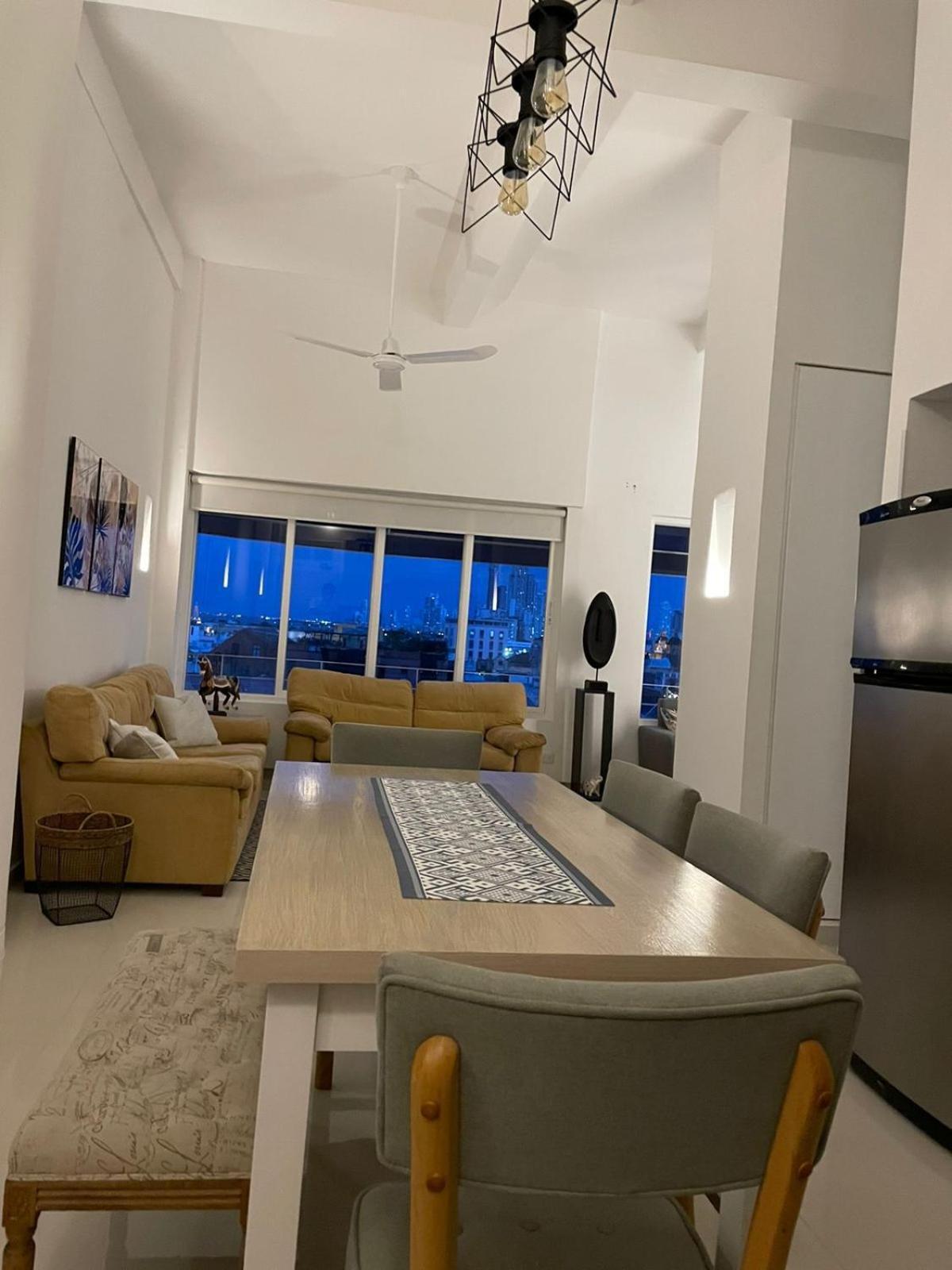 Hermosos En La Ciudad Vieja