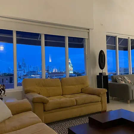 Hermosos En La Ciudad Vieja Apartamento