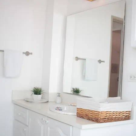 Hermosos En La Ciudad Vieja Apartamento